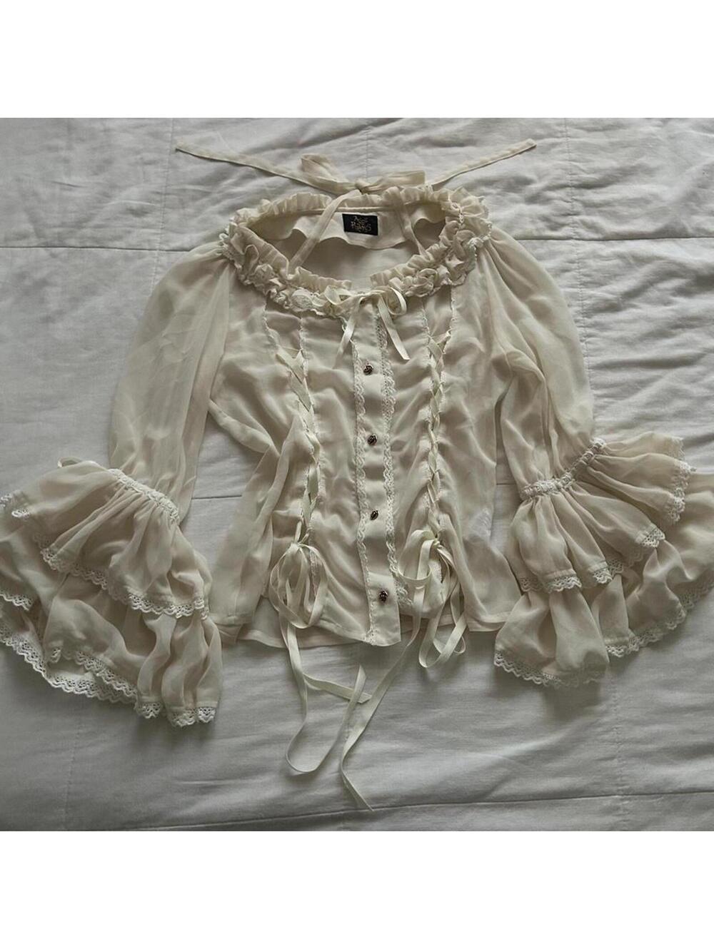 Alice and the Pirates Baby the Stars Shine Bright Cream lace blouse